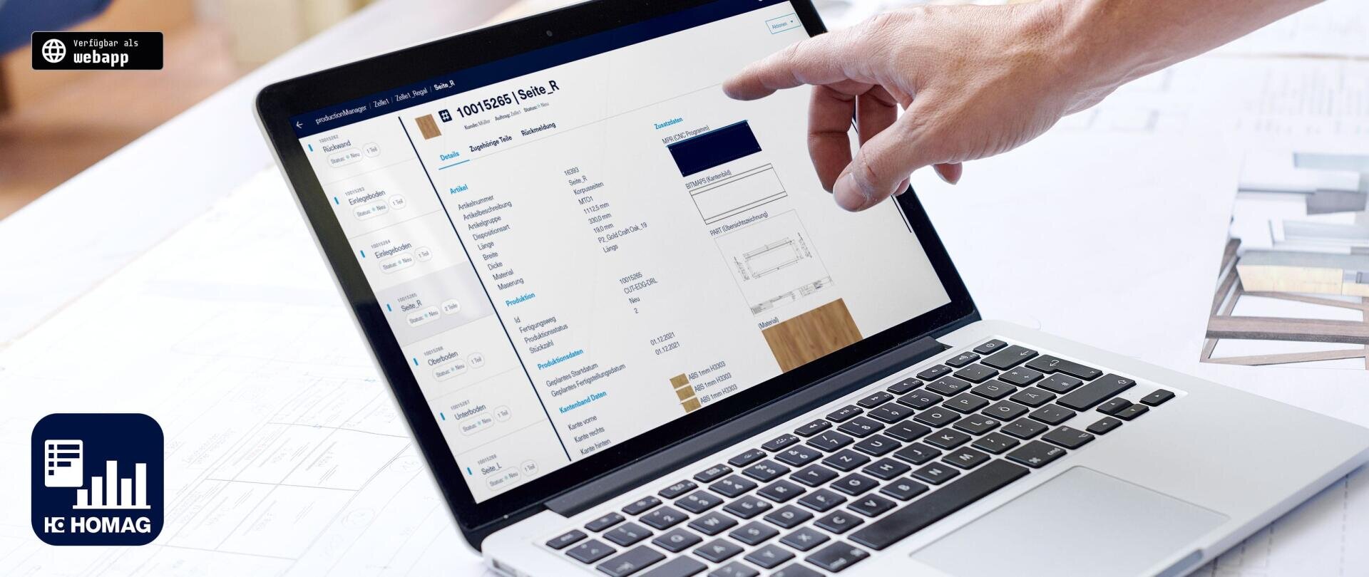 Eine Person zeigt auf einen Laptop-Bildschirm, auf dem eine Geschäfts- oder Vertriebssoftware mit detaillierten Daten und Diagrammen angezeigt wird, auf einem mit Papieren übersäten Schreibtisch. HC Homag und Web-App-Symbole sind sichtbar.