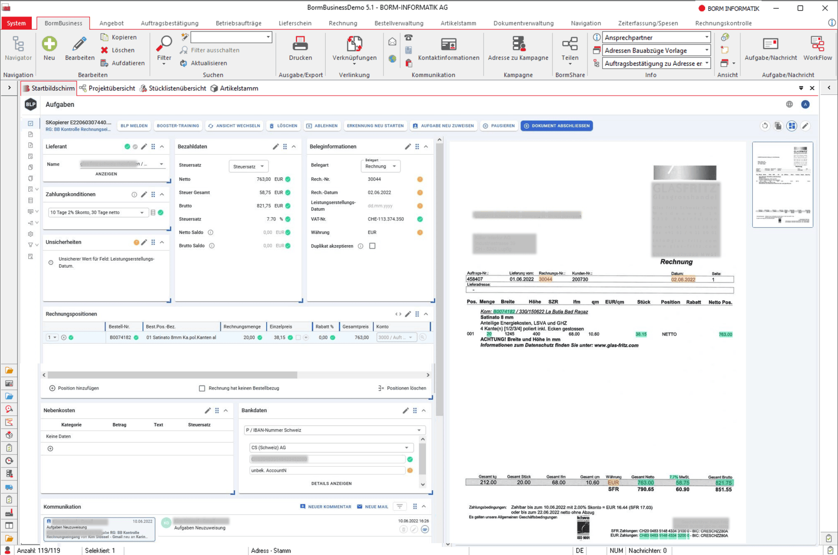 Screenshot einer deutschsprachigen Business-Management-Software mit Bestell- und Rechnungsdetails, Artikellisten und einem digitalen Rechnungsdokument auf der rechten Seite, mit Navigations- und Aktionsmenüs am oberen Rand der Benutzeroberfläche.