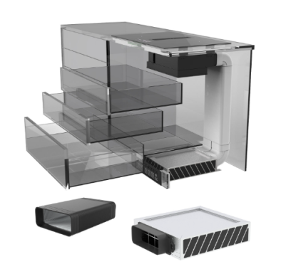 Ein transparentes, modulares Aufbewahrungsmöbel mit vier ausziehbaren Schubladen, einem zentralen Luftkanal oder einem Belüftungssystem sowie zwei abnehmbaren, rechteckigen Elementen, die vorne separat dargestellt sind.